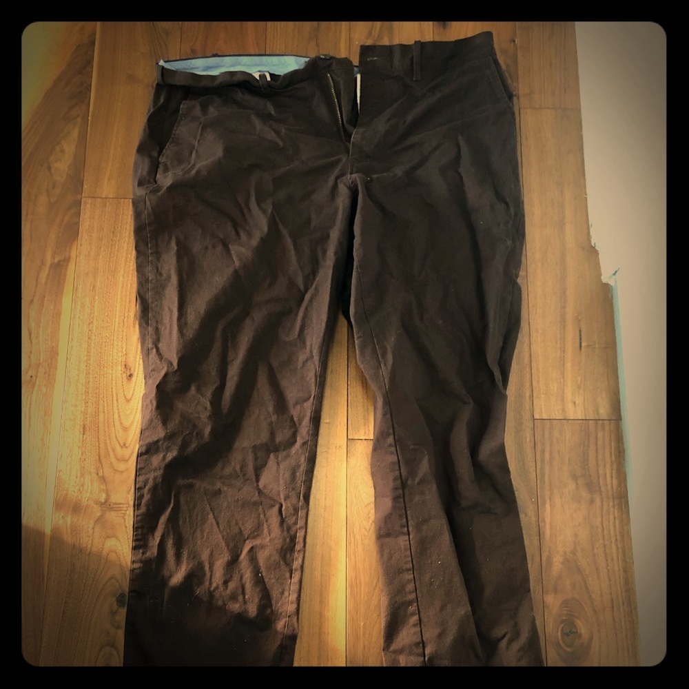 Flat front lightweight chinos